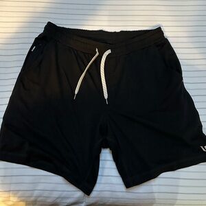 Vuori Ponto Short, Super Soft, Heather Black, Large, 7” inseam, great condition